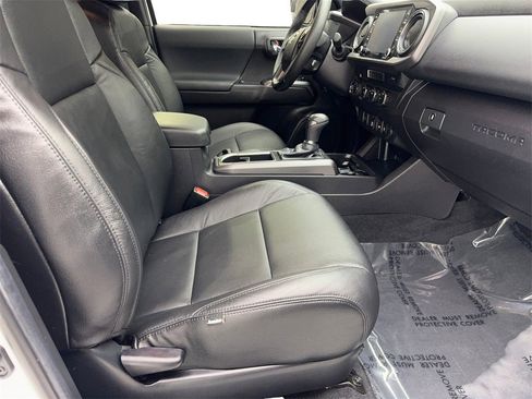 Used 2023 Toyota Tacoma 4x4 Double Cab image 45