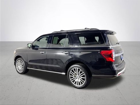Used 2023 Ford Expedition Limited image 8
