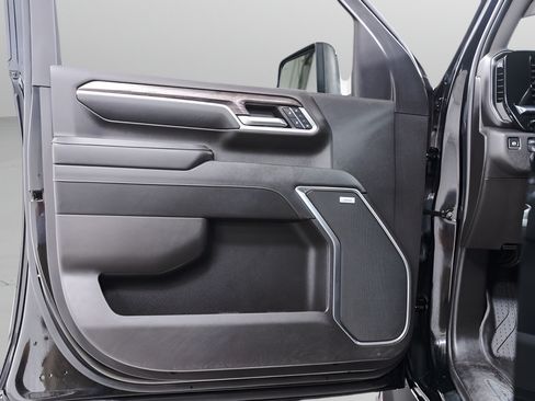 Used 2024 Chevrolet Silverado 2500 LTZ w/ LTZ Plus Package AWD/4WD image 25
