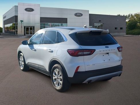 Certified 2023 Ford Escape Active AWD/4WD image 8