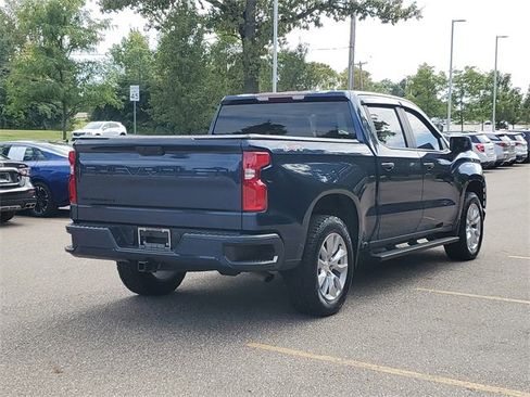 Used 2021 Chevrolet Silverado 1500 Custom w/ LPO, Dark Essentials Package image 4