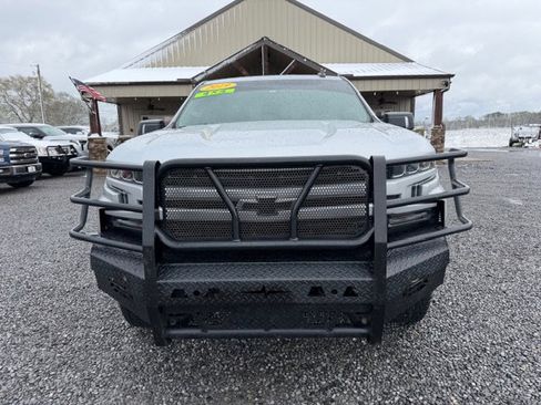 Used 2019 Chevrolet Silverado 1500 RST image 3