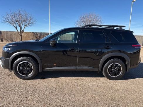 Used 2024 Nissan Pathfinder Rock Creek image 3