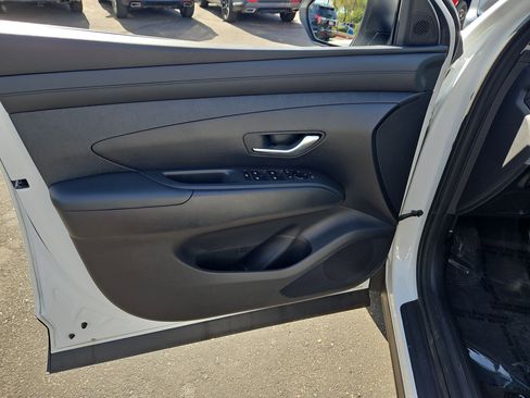 Certified 2025 Hyundai Tucson SEL image 10