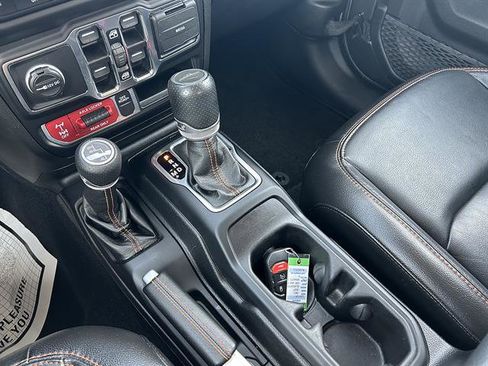 Used 2021 Jeep Gladiator Mojave AWD/4WD image 23