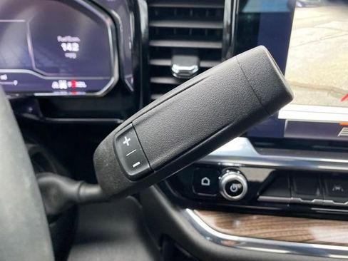 Certified 2024 GMC Sierra 1500 Elevation image 12