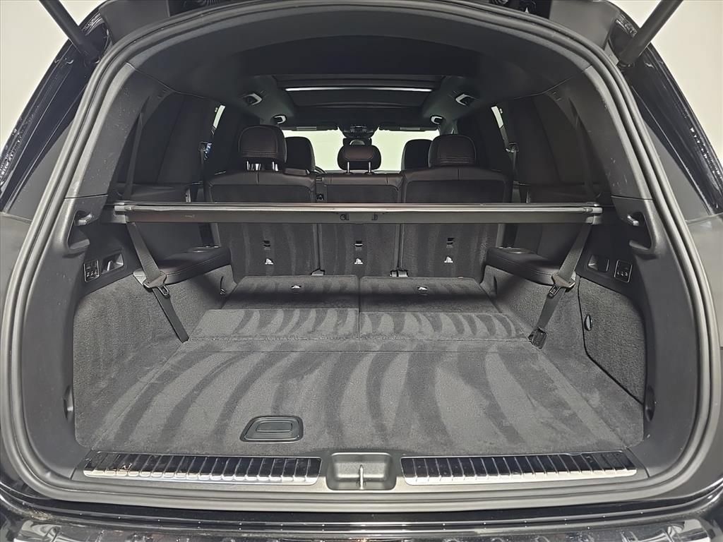 Used 2025 Mercedes-Benz GLS 450 4MATIC image 13