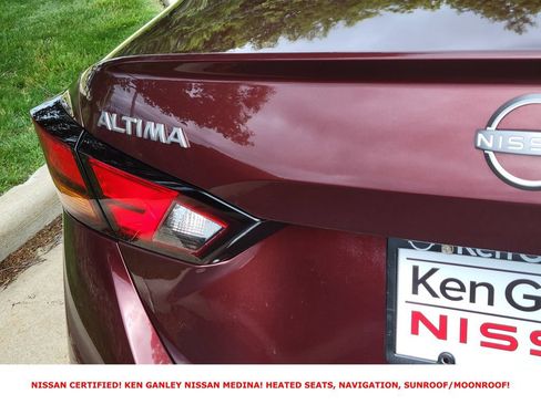 Certified 2023 Nissan Altima 2.5 SV w/ SV Premium Package FWD image 16