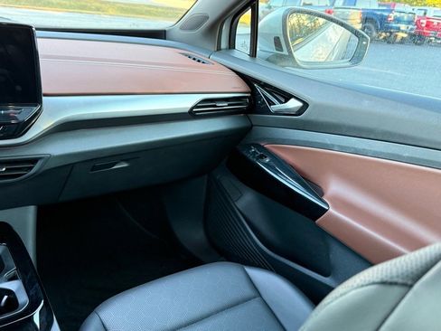 Used 2021 Volkswagen ID.4 Pro S w/ Gradient Package image 12