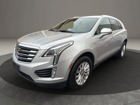 Used 2017 Cadillac XT5 FWD image 1