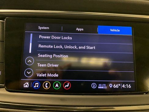 Used 2020 Buick Enclave Premium w/ Sun and Sites Package image 36