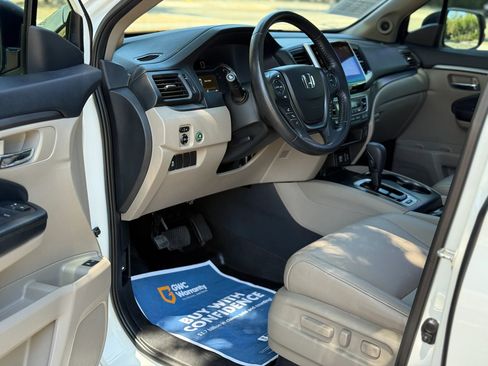 Used 2017 Honda Pilot EX-L image 11