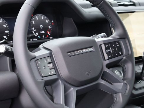 New 2026 Land Rover Defender 110 S image 18