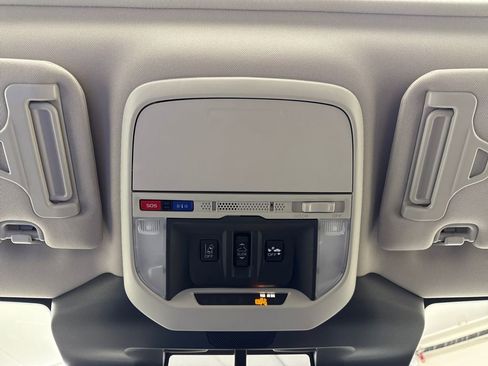 Certified 2022 Subaru Forester Limited w/ Popular Package #3 image 21