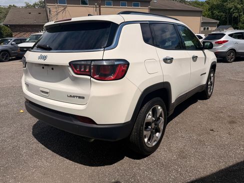 Used 2019 Jeep Compass Limited AWD/4WD image 7