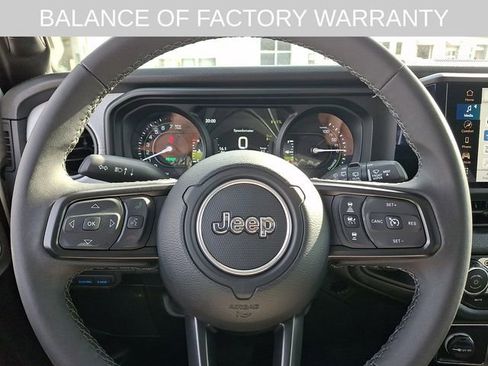 Used 2025 Jeep Wrangler Unlimited Sport S 4xe AWD/4WD image 18