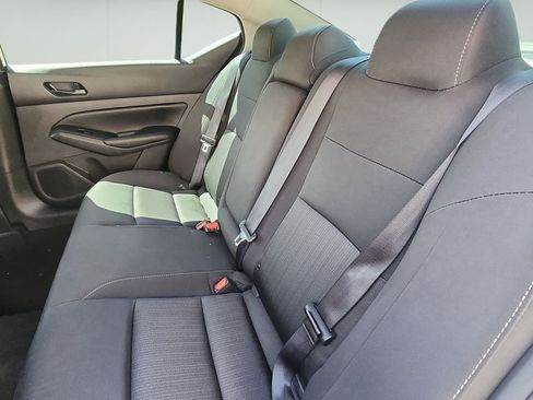 Used 2025 Nissan Altima 2.5 S FWD image 14