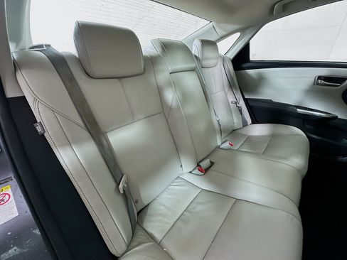 Used 2016 Toyota Avalon XLE Premium image 26