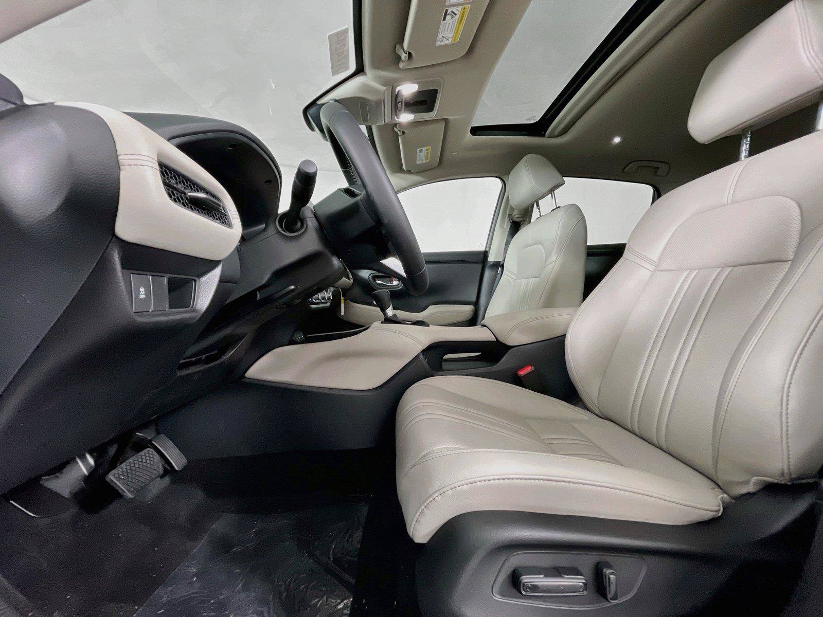 New 2027 Honda HR-V EX-L image 19