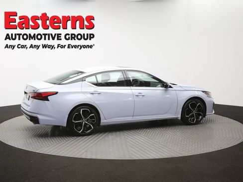 Used 2023 Nissan Altima 2.5 SR w/ SR Premium Package FWD image 44