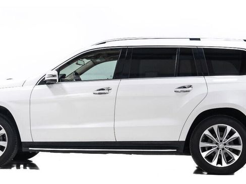 Used 2015 Mercedes-Benz GL 320 GL 350 BlueTEC AWD 4MATIC 4dr image 6