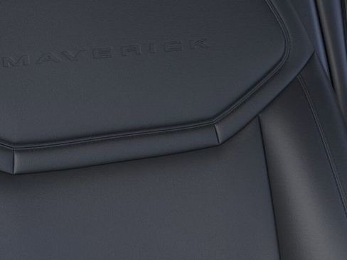 New 2025 Ford Maverick Lariat w/ Black Appearance Package image 17