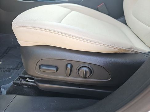 Used 2024 Buick Encore GX Preferred w/ Comfort Package AWD/4WD image 33