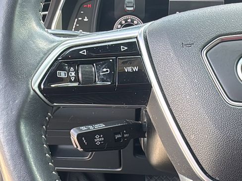 Used 2021 Audi A6 Premium Plus w/ Premium Plus Package image 23