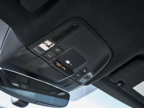 Used 2020 Porsche Taycan Turbo S image 76