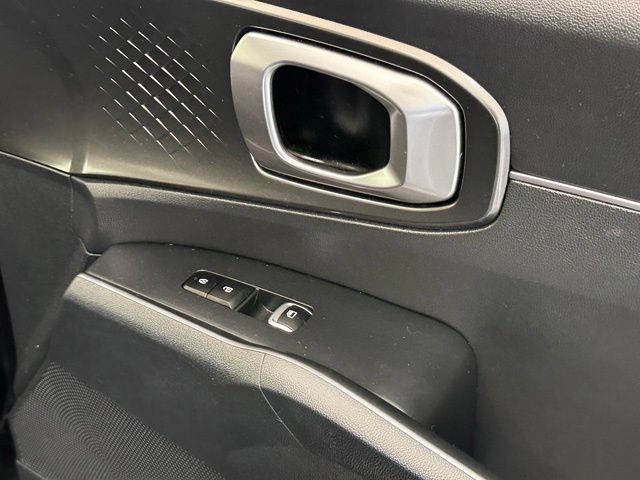 Used 2022 Kia Sorento S AWD/4WD image 25