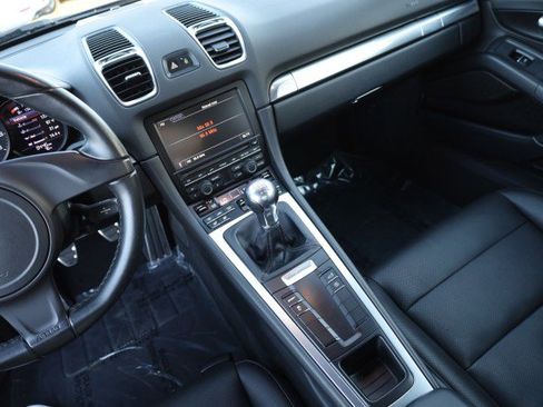 Used 2015 Porsche Cayman image 29