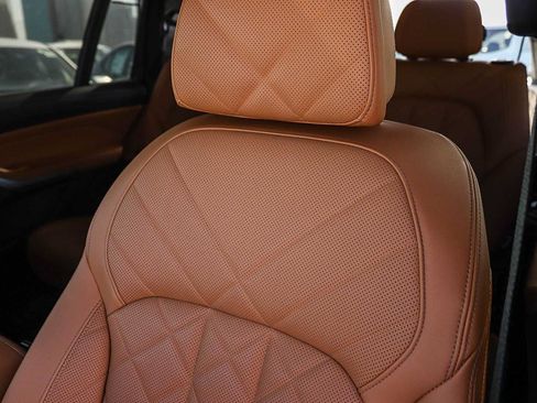Used 2023 BMW X7 xDrive40i w/ Executive Package AWD/4WD image 33