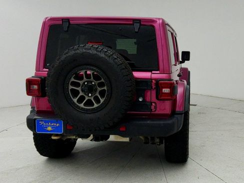 Used 2022 Jeep Wrangler Unlimited Rubicon w/ Xtreme Recon 35" Tire Package AWD/4WD image 7