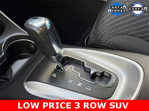 Used 2019 Dodge Journey SE image 20