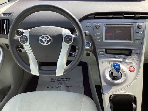 Used 2012 Toyota Prius Two image 13