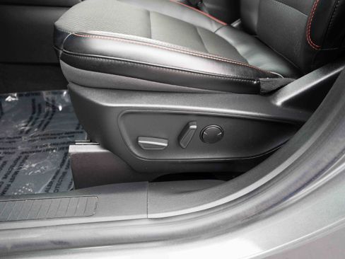 Used 2025 Ford Escape ST-Line w/ Cold Weather Package image 12