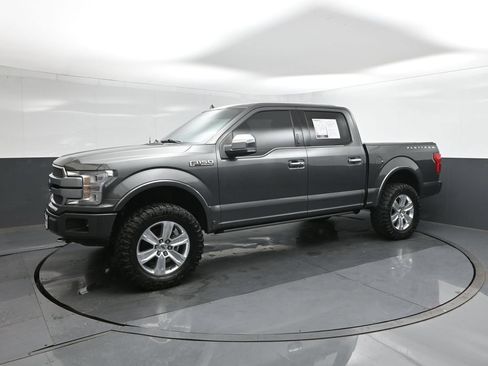Used 2018 Ford F150 Platinum w/ Equipment Group 701A Luxury AWD/4WD image 30