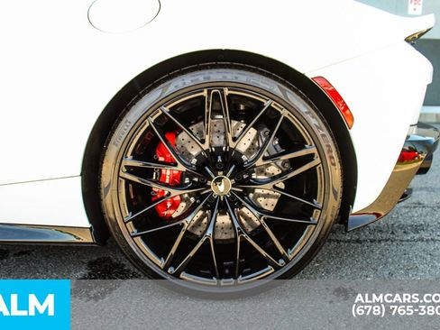 Used 2023 McLaren GT RWD image 15