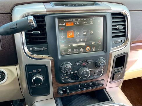 Certified 2017 RAM 2500 Laramie image 16