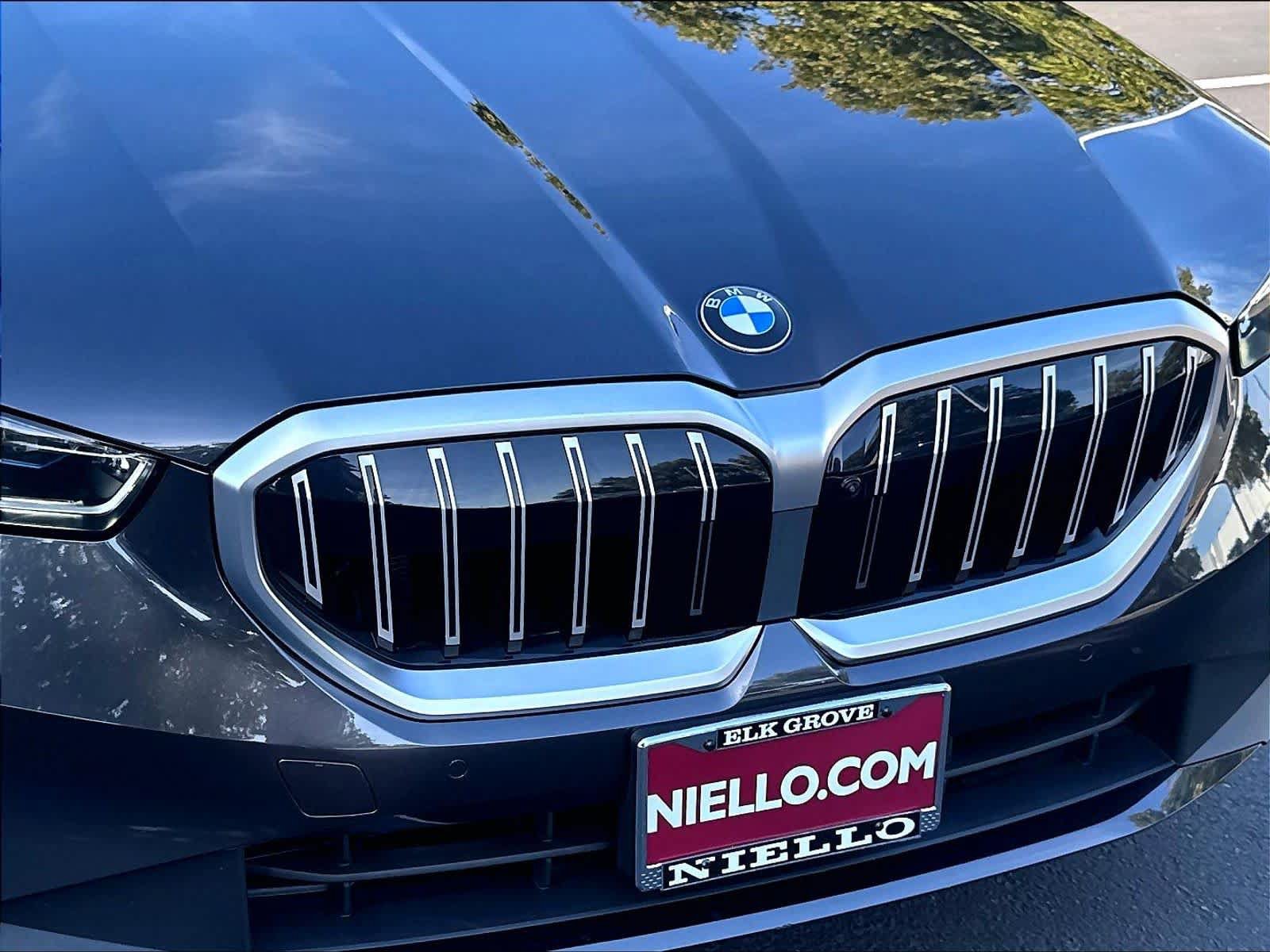 Used 2026 BMW 530i RWD image 33
