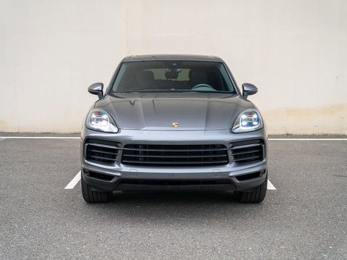Used 2023 Porsche Cayenne image 6