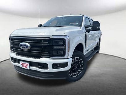 New 2025 Ford F250 Platinum w/ FX4 Off-Road Package