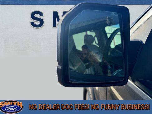 Used 2020 Ford F150 Lariat image 6