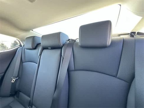 Used 2024 Lexus ES 350 w/ Premium Package image 17