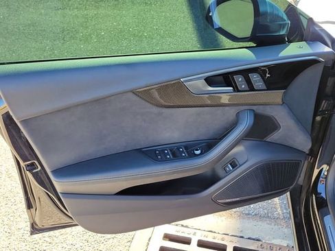 Used 2022 Audi S5 Premium Plus image 17