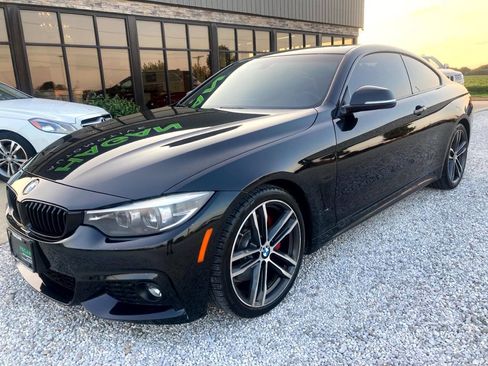 Used 2019 BMW 430i Coupe w/ M Sport Package RWD image 2