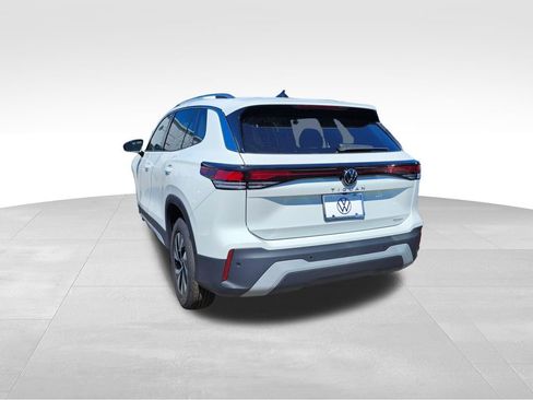 New 2026 Volkswagen Tiguan S AWD/4WD image 4