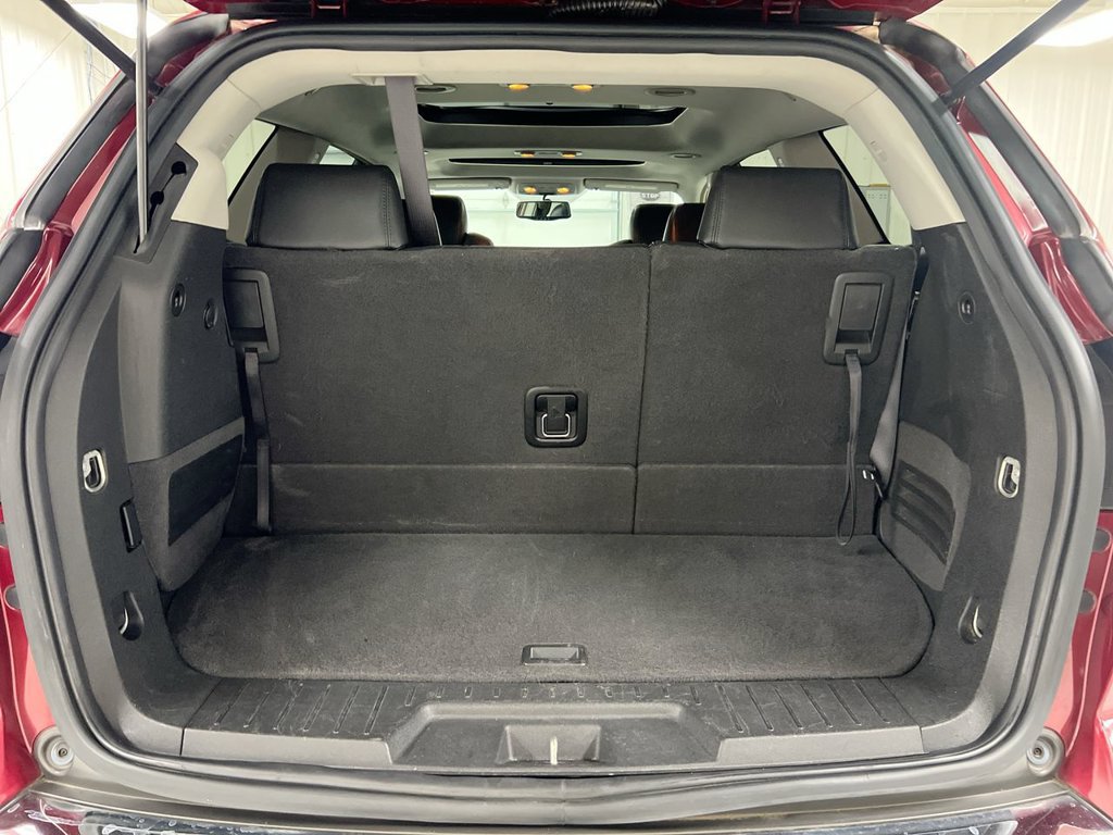 Used 2010 Buick Enclave CXL FWD image 24