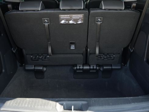 Used 2025 Honda Odyssey Touring image 8