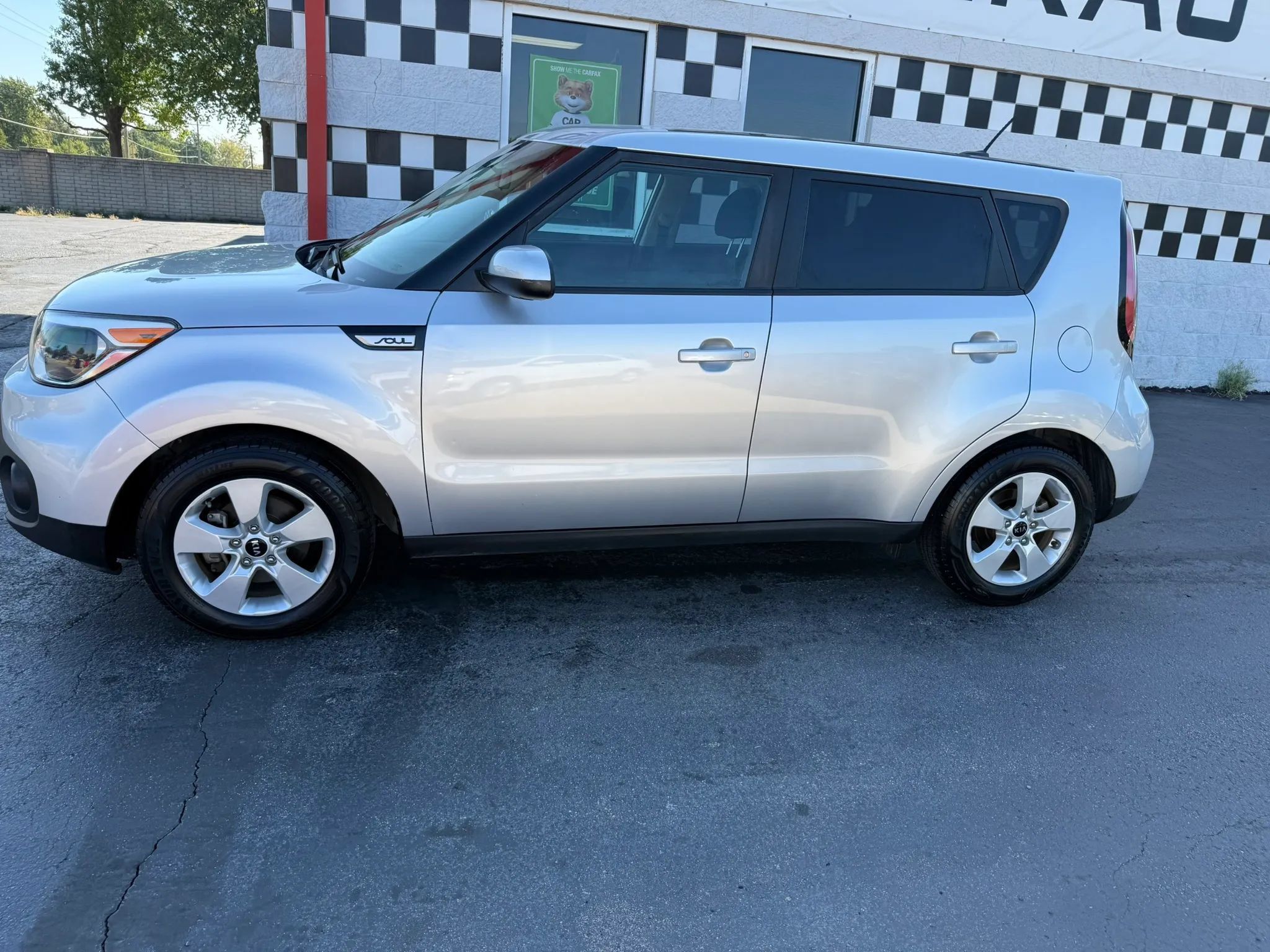 Used 2019 Kia Soul FWD image 4